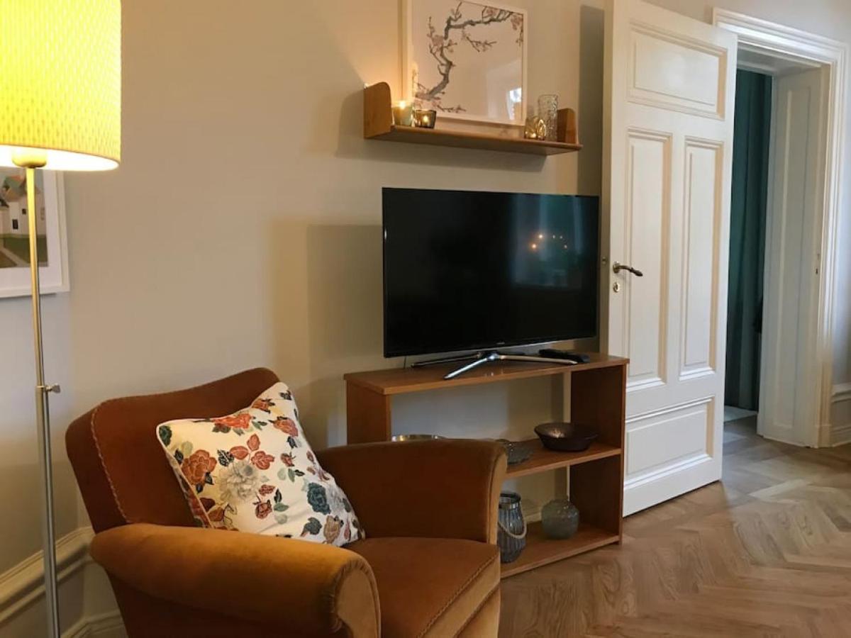 Artistic And Light 2 Room Apartment In Sofo 65Sqm Stockholm Eksteriør billede